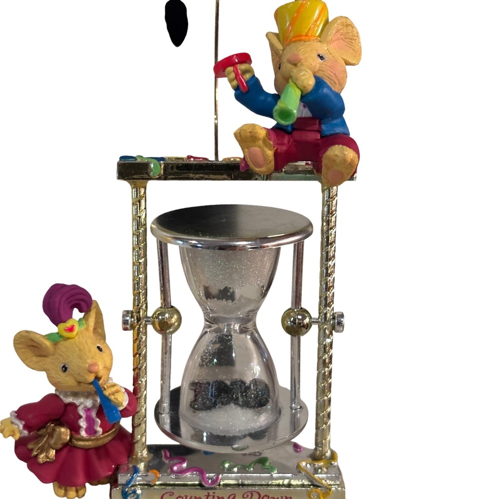 Carlton Cards Heirloom Ornament Just in Time for 2000 Millennium Mice‎ Hourglass